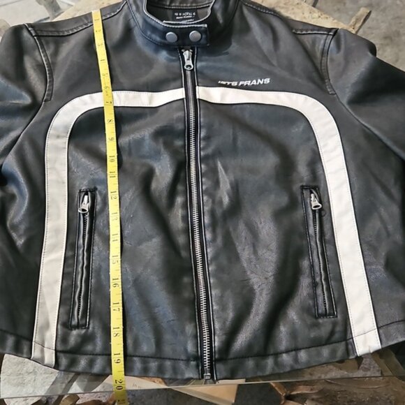 Urban Outfitters Iets Frans Jessy Faux Leather Cropped Moto Jacket Size Medium - Picture 13 of 13